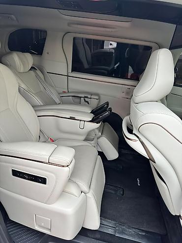 лексус минивен: Lexus LM: 2025 г., 2.4 л, Автомат, Гибрид, Минивэн — 6