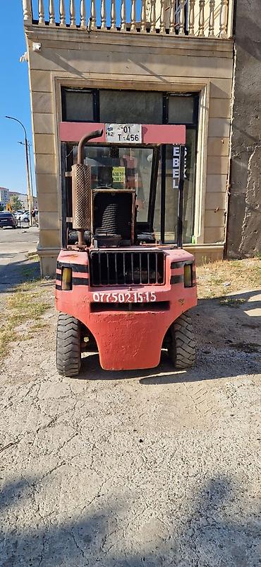 yük: Yükqaldıran (forklift) – “Balkancar” markası - Yanacaq tipi — 2