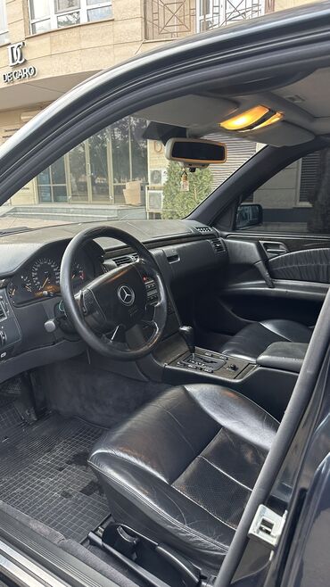 Mercedes-Benz: Mercedes-Benz E-Class: 1997 г., 4.2 л, Автомат, Бензин, Седан — 10