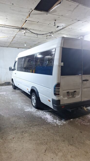 спритер: Mercedes-Benz Sprinter: 2003 г., 2.7 л, Механика, Дизель, Бус