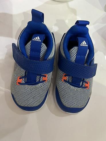 крос: Детские кроссовки adidas оригинал - Верх: дышащая сетка серого цвета — 2