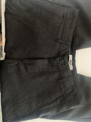 костюм брюки женские: Джинсы и брюки, цвет - Черный, Б/у