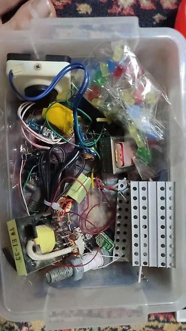 komputer ekran: Arduino və elektronika layihələri üçün dəst Tərkib: - Arduino UNO — 4