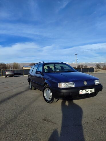 Volkswagen: Volkswagen Passat: 1993 г., 1.8 л, Механика, Бензин, Универсал