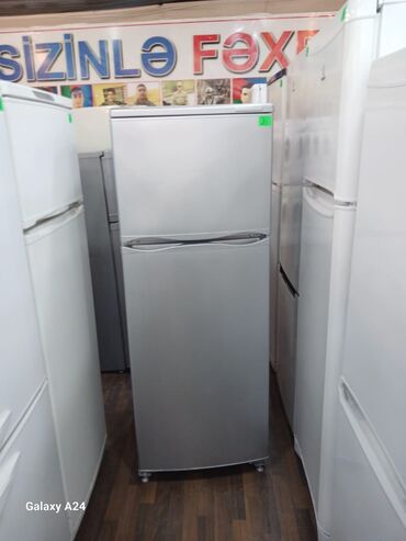 söyüd: Холодильник Indesit, Двухкамерный