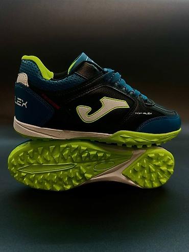 Бутсы: Сороконожки Joma белого цвета с синими вставками. Отлично подойдут — 5