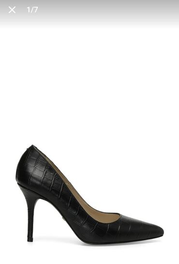 Тарелки: Nine West markalı qadın klassik ayaqqabısı.Təzədir.Qutusundadır.Heç