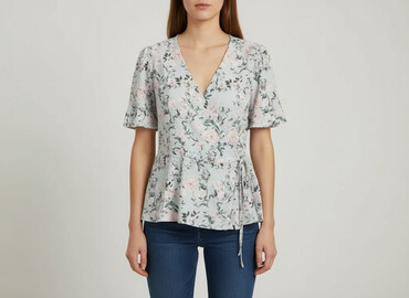 ccc czarne sandały na obcasie: Mohito, Women's blouse, size S