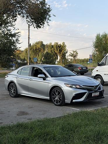 highlander 2017: Toyota Camry: 2021 г., 2.5 л, Автомат, Бензин, Седан — 10