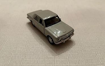 pişikli oyunlar: Metal oyuncaq avtomobil modeli - Tip: Sedan kuzovlu klassik — 2