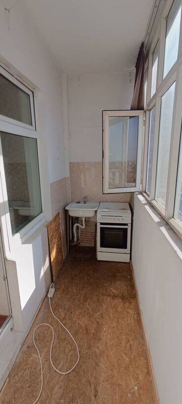 1 комнатная квартира 8 мкр: 1 комната, 44 м², 106 серия улучшенная, 8 этаж, Косметический ремонт