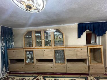 уголь с доставкой бишкек: Түз диван, Колдонулган, Үч орундук жана андан көп