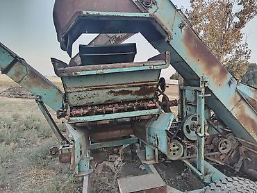 комбайн запчаст: Кукурузоуборочная приставка/подборщик с очисткой и перегрузочным — 4