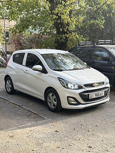 byd 5: Chevrolet Spark: 2018 г., 1 л, Автомат, Бензин, Хэтчбэк — 2