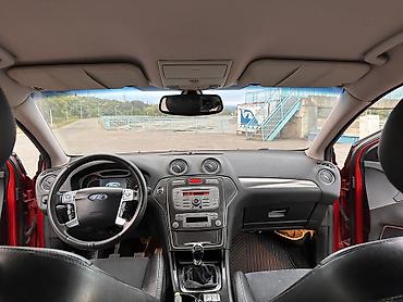 niva disk təkər: Ford Mondeo liftback, qırmızı rəng. - Kuzov: 5 qapılı liftback — 7