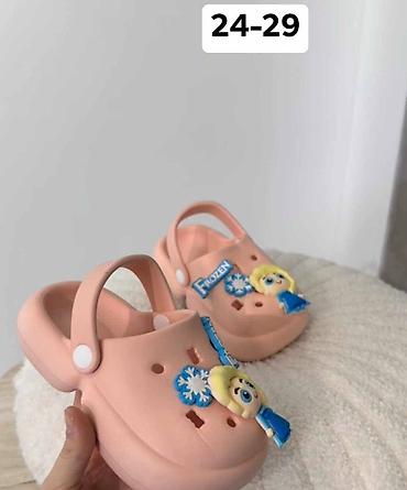 Sandale: Dečije klompe/sandale od mekane EVA pene, sa podesivim kaišem i — 2