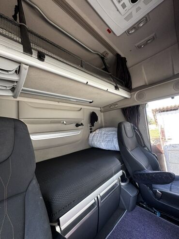 Тягачи: Тягач, DAF, Шторный — 7