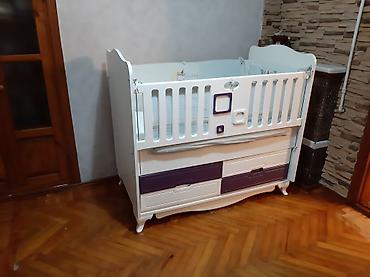Oğlan və qız üçün, İşlənmiş, Dördbucaq, Beşik, Dəst ilə, Matras ilə, Yellənmə mexanizmi ilə