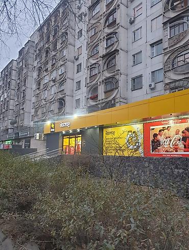 Продажа квартир: 3 комнаты, 65 м², Индивидуалка, 8 этаж, Старый ремонт — 2