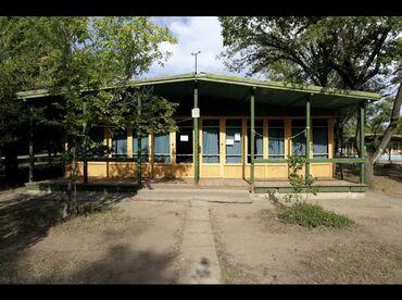 отдых на иссык куле зимой: Коттедж, Алатоо ЦО Голубой Иссык-Куль, Чолпон-Ата, Парковка, стоянка