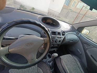 skoda rapid 2012: Toyota Echo: 2001 г., 1.5 л, Автомат, Бензин, Седан — 10