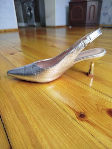ВАЗ (ЛАДА): Qadın ayaqqabısı FERRLİSA brendi - Model: slingback, açıq dabanlı -