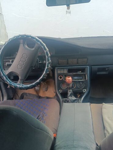 или меняю на дом: Audi 100: 1989 г., 1.8 л, Механика, Бензин, Седан