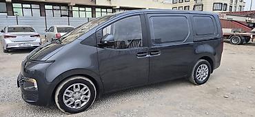 Hyundai: Hyundai Staria: 2021 г., 2.2 л, Автомат, Дизель, Фургон — 2