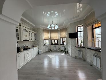 Продажа коттеджей и домов: 🏡 Продаётся свежепостроенный кирпичный дом 📍 с. Лебединовка, ул — 4