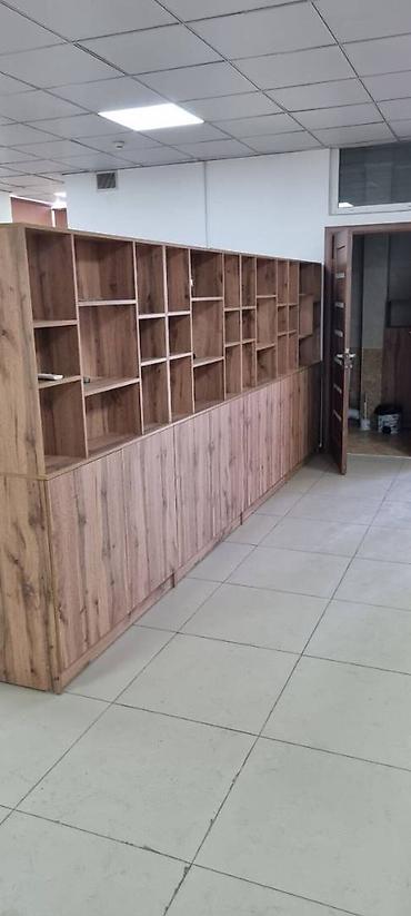 Аренда офисов: Ошский рынок Сдается офис Площадь: 65м2 5-этаж 1 линия С мебелью — 1