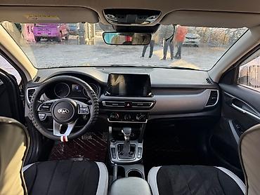 Kia: Kia Seltos: 2019 г., 1.6 л, Автомат, Дизель, Кроссовер — 2