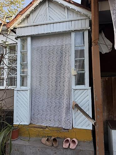 Продажа коттеджей и домов: Продаётся жилой дом с двором и хозяйственными постройками. - Отдельно — 6