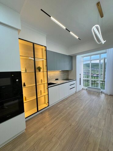 строка продажа квартир в бишкеке: 2 комнаты, 72 м², Элитка, 10 этаж, Дизайнерский ремонт