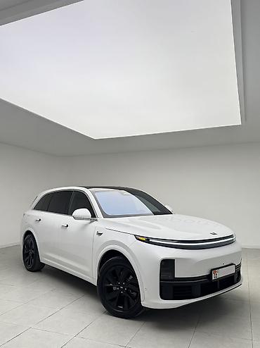 suv: Lixiang L7: 2023 г., 1.5 л, Автомат, Электромобиль, Внедорожник — 3