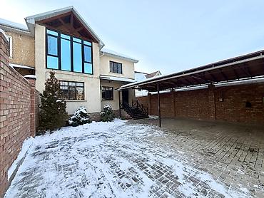 Продажа таунхаусов: Продаётся просторный 5-комнатный таунхаус в с. Кок-Жар по ул. Алапаева — 11