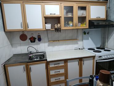 бу деревянные двери: Кухонный шкаф, Навесной, С мойкой