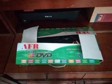 samsung dvd плеер: DVD почти новый не использован