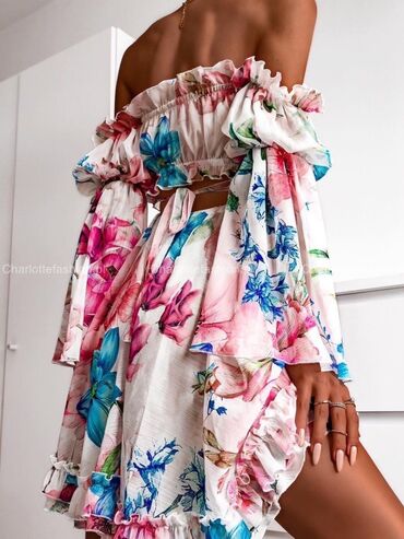 Haljine: 2400 na lalafo.rs — 11 Haljine: 2400 — 11