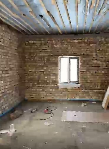 Продажа коттеджей и домов: Дом в Новопокровке - Кирпичный одноэтажный дом с двускатной крышей. - — 7