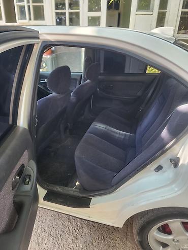 apollo solo: Hyundai Elantra: 2001 г., 1.6 л, Механика, Бензин, Седан — 5