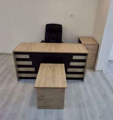 стол с эпоксидной смолой: ✅Stokda: 15 ədəd var ✅Yenidir! qiymət real öz qiymətidir!