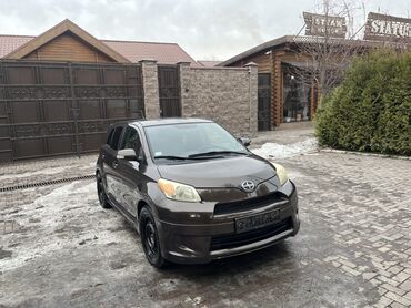 автомобиль продается: Toyota ist: 2010 г., 1.8 л, Автомат, Бензин, Хэтчбэк