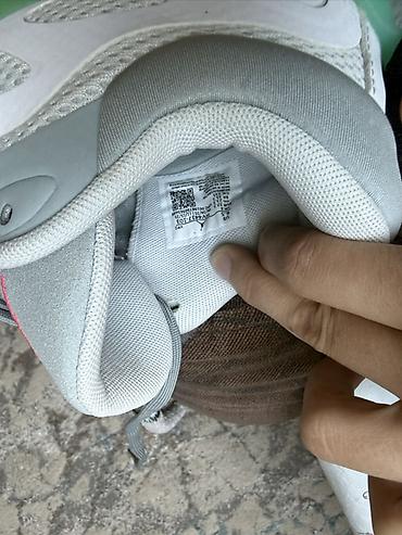 Спорттук бут кийим: Эркектердин кроссовкасы, 37.5, 42, Jordan, Жаңы, түсү - Боз — 4