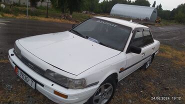 машина в аварийном состоянии: Тойота Камри 1987 г в на ходу хорошем состояние