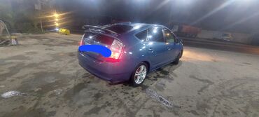 Toyota: Toyota Prius: 1.5 l | 2006 il Hetçbek