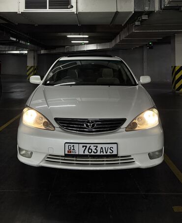 срочно в связи с переездом: Toyota Camry: 2005 г., 2.4 л, Автомат, Бензин, Седан