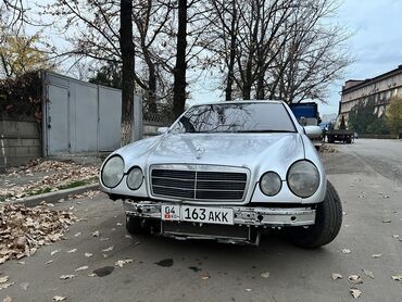 салон от мерса: Mercedes-Benz E-Class: 1996 г., 3.2 л, Автомат, Бензин, Седан