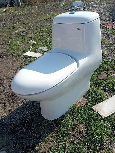 Унитазы: Продаю б/у унитазы at lalafo.kg — 7 Унитазы: Продаю б/у унитазы — 7