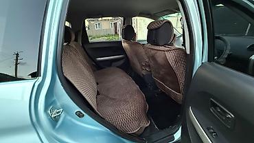 ion машина: Toyota Ist: 2003 г., 1.3 л, Автомат, Бензин, Хэтчбэк — 4