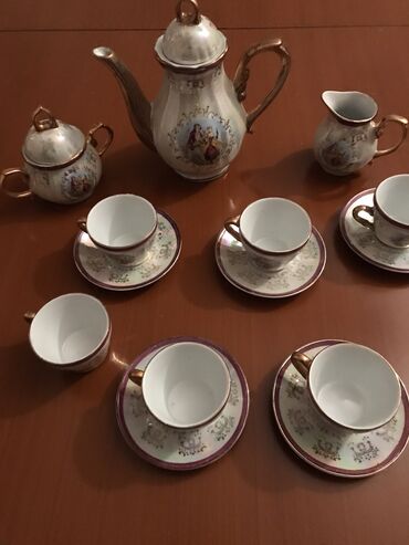 çay serviz: Çay dəsti, rəng - Qırmızı, Farfor, Madonna, 6 nəfərlik, Almaniya
